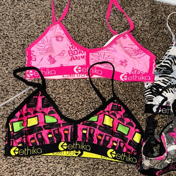 Ethika bras small - Picture 3 of 3
